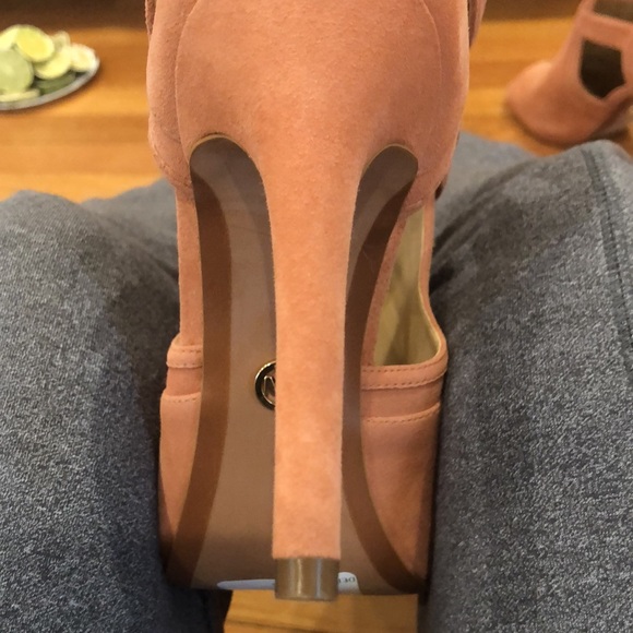 Michael Kors open toe shoes - Picture 5 of 5